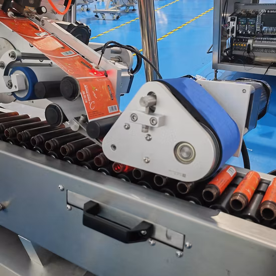 Máquina etiquetadora de etiquetas adhesivas para botellas pequeñas, máquina etiquetadora de ampollas horizontales para líquidos orales, botellas redondas